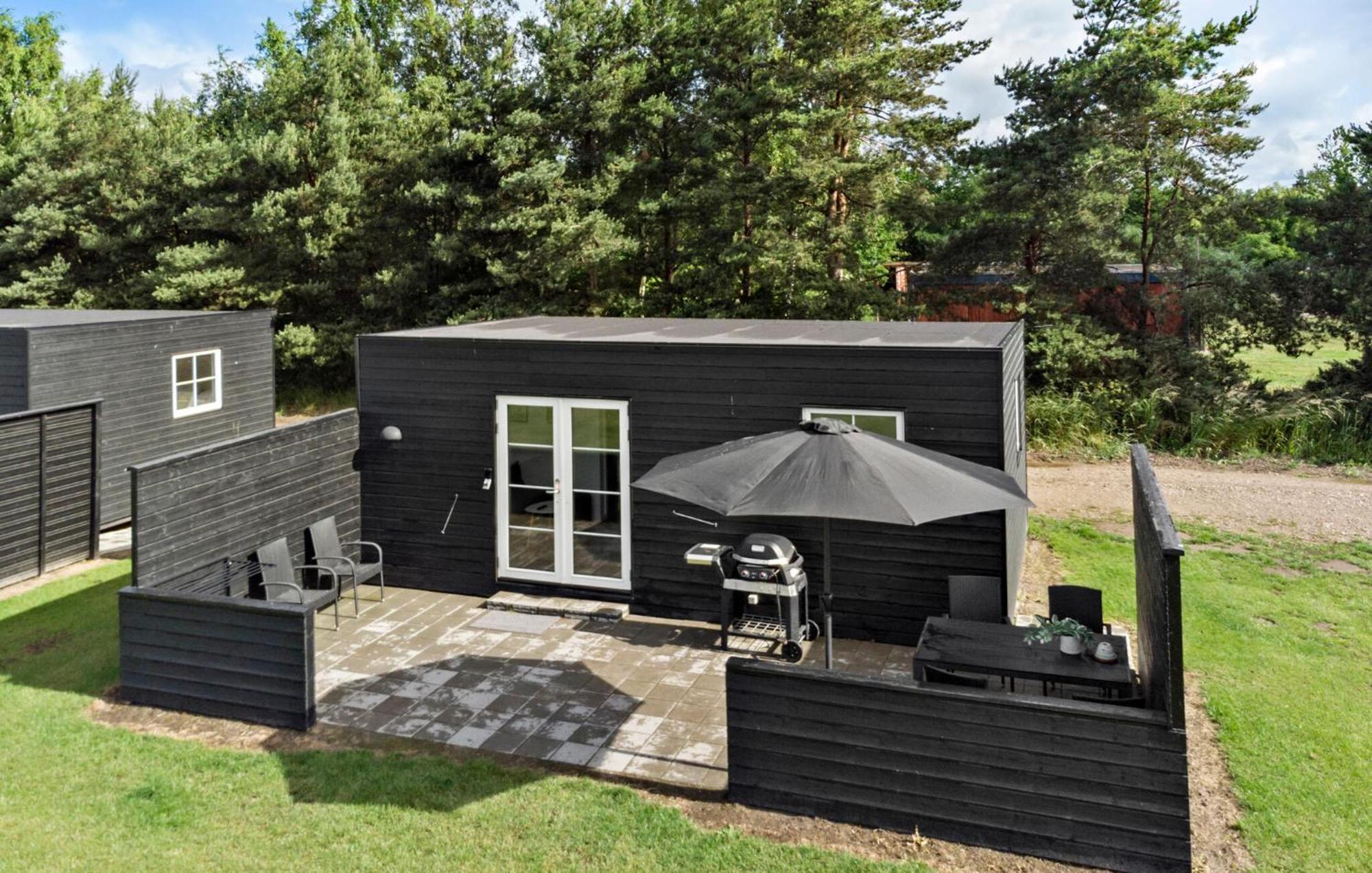 2 Bedroom Nice Apartment In Vaeggerlose Bøtø By Exterior foto